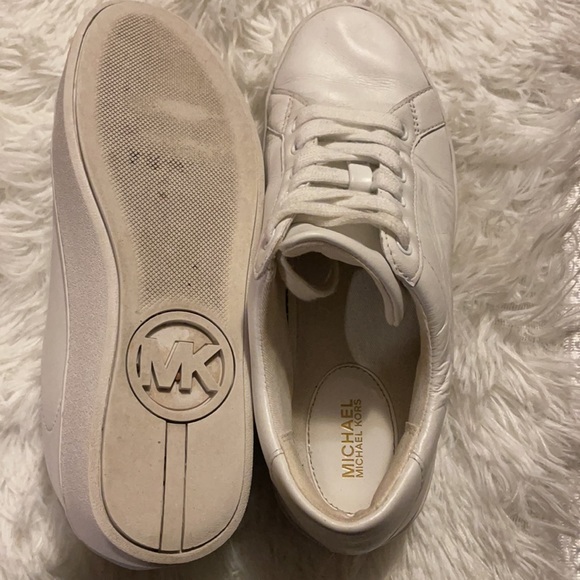 MICHAEL KORS WOMENS LEATHER SNEAKERS COLOR WHITE 6 - Picture 7 of 16